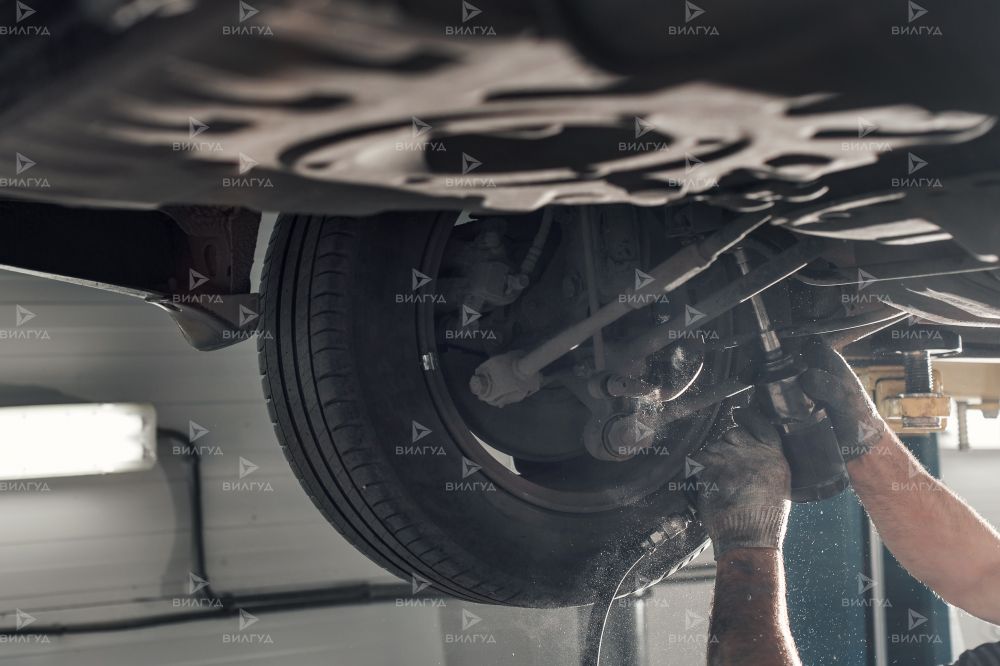 Ремонт и замена вакуумного усилителя тормозов Mazda MPV в Тольятти