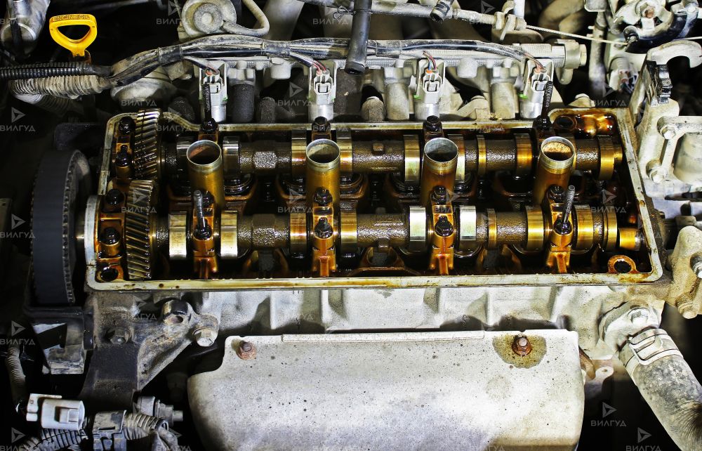 Замена прокладки клапанной крышки Alfa Romeo GTV в Тольятти