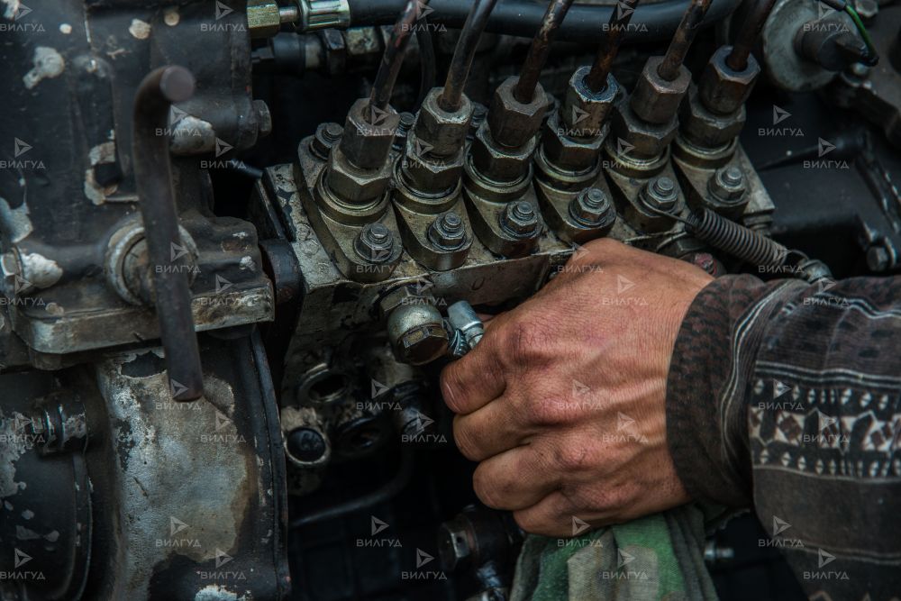 Замена топливного насоса в сборе Land Rover в Тольятти